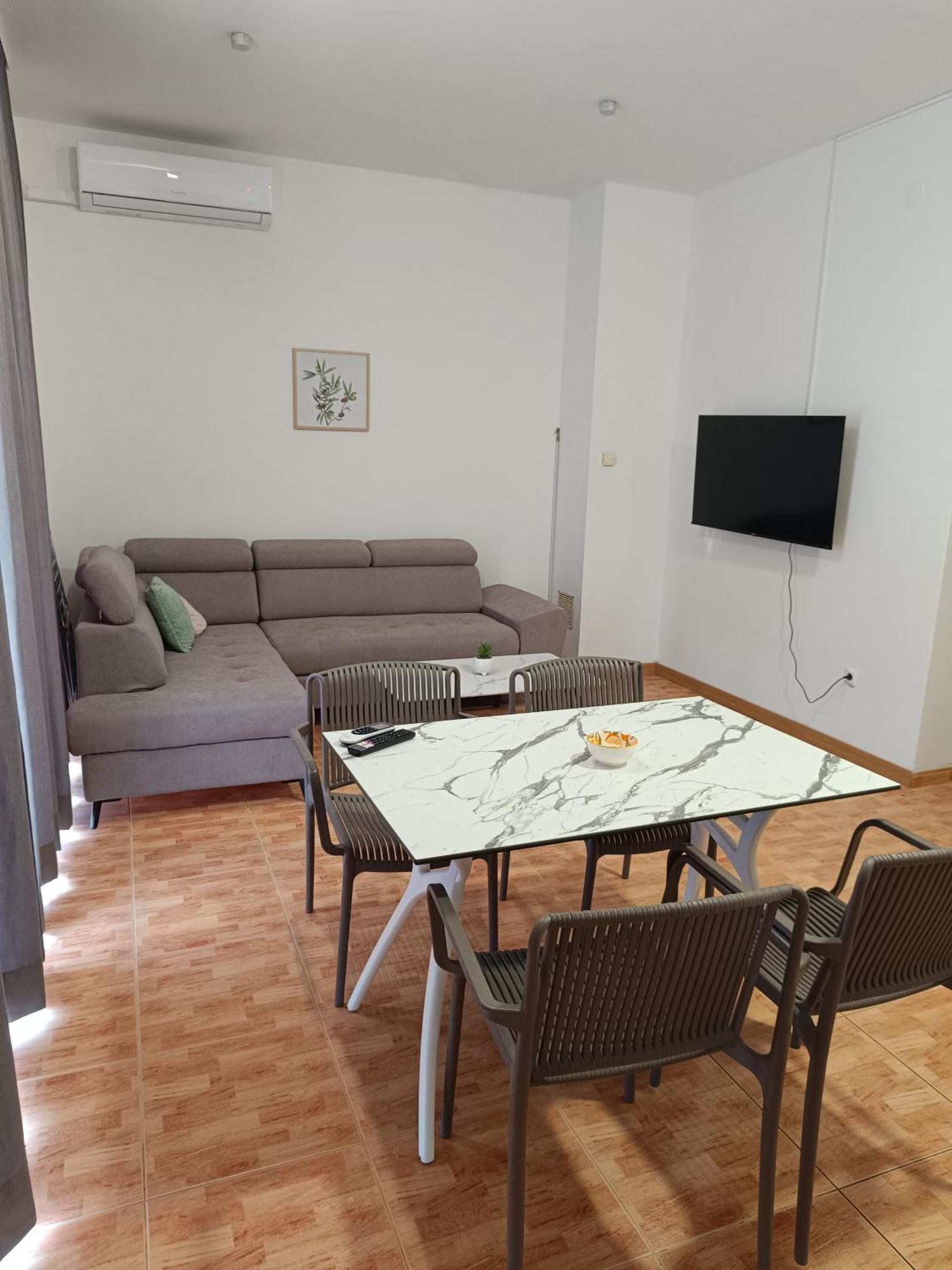 Apartmani "Radi" Башка-Вода Экстерьер фото